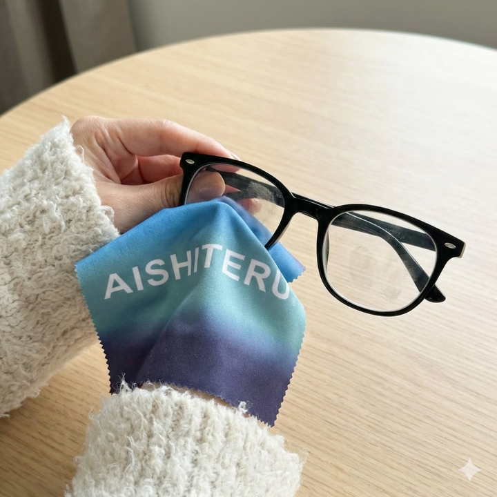 [Ships to Japan only] AISHITERU Logo Printed Eyeglass Cleaning Cloth 1pc Original